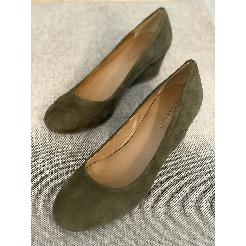 Talbots Women's Suede Wedge Heel Size 8 Olive Green Timeless Classic Shoe
